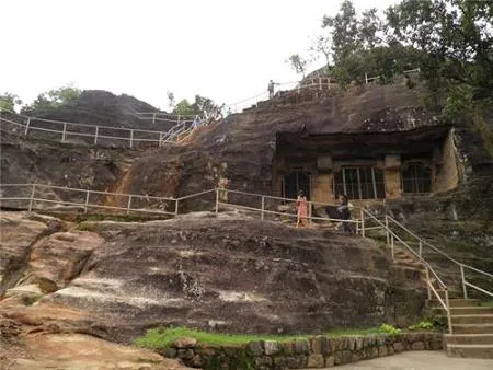 Pachmarhi